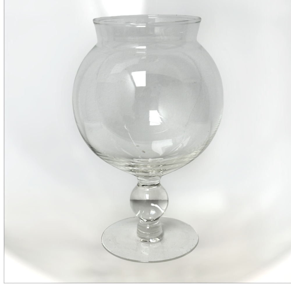Fish bowl drink glass  / Gobblet‎ clear